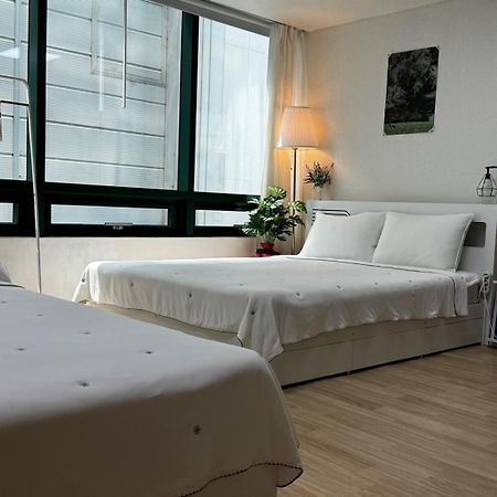 If House Hongdae Lejlighed Seoul Eksteriør billede